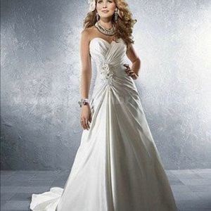 Wedding gown